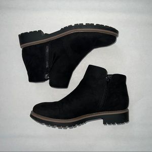 Esprit | Saige Black Chelsea Boot | Women’s 8.5